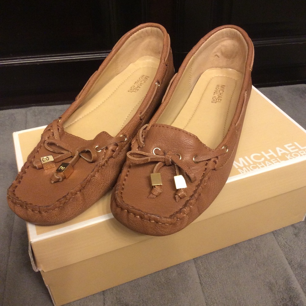 Michael Kors 6 1/2